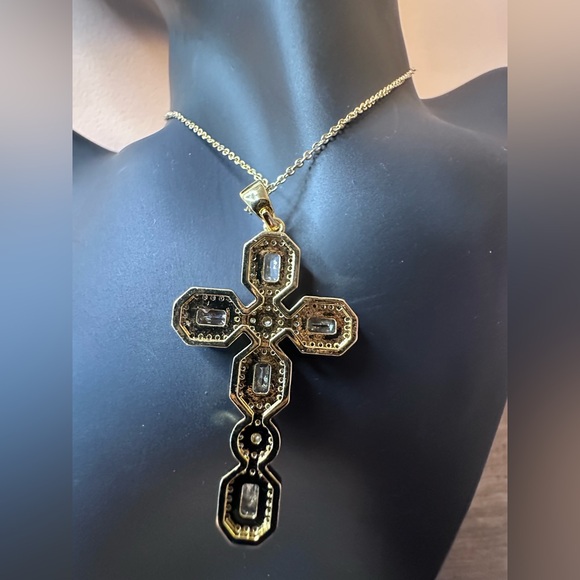Elegant Gold Cross With CZ Pendant Necklace. 16” Chain. - Picture 5 of 5